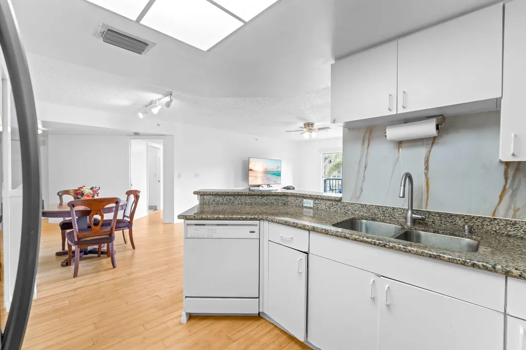 1000 Crestwood Court Court S Royal Palm Beach FL 33411