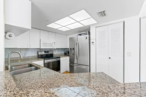 1000 Crestwood Court Court S Royal Palm Beach FL 33411