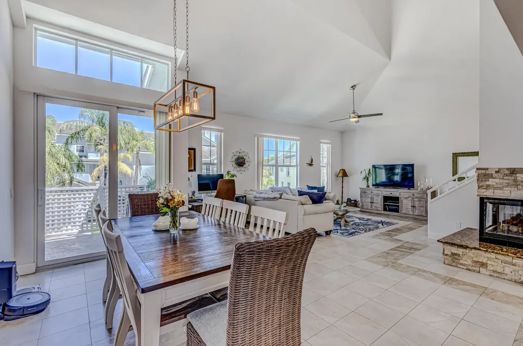 1701 Mizzenmast Way Jupiter FL 33477