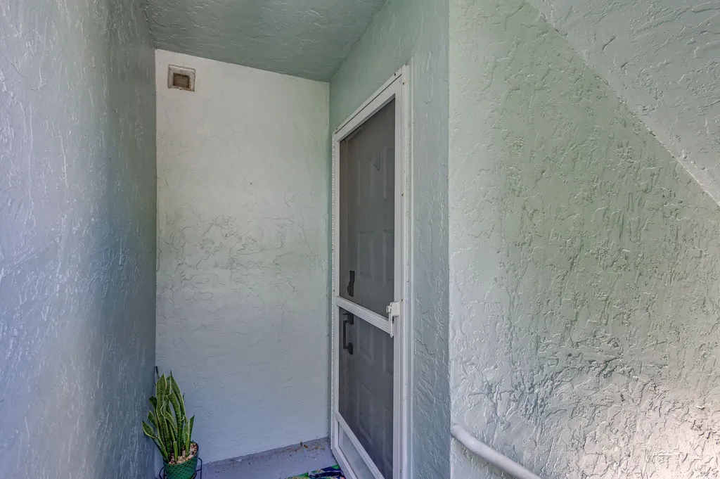 1701 Mizzenmast Way Jupiter FL 33477