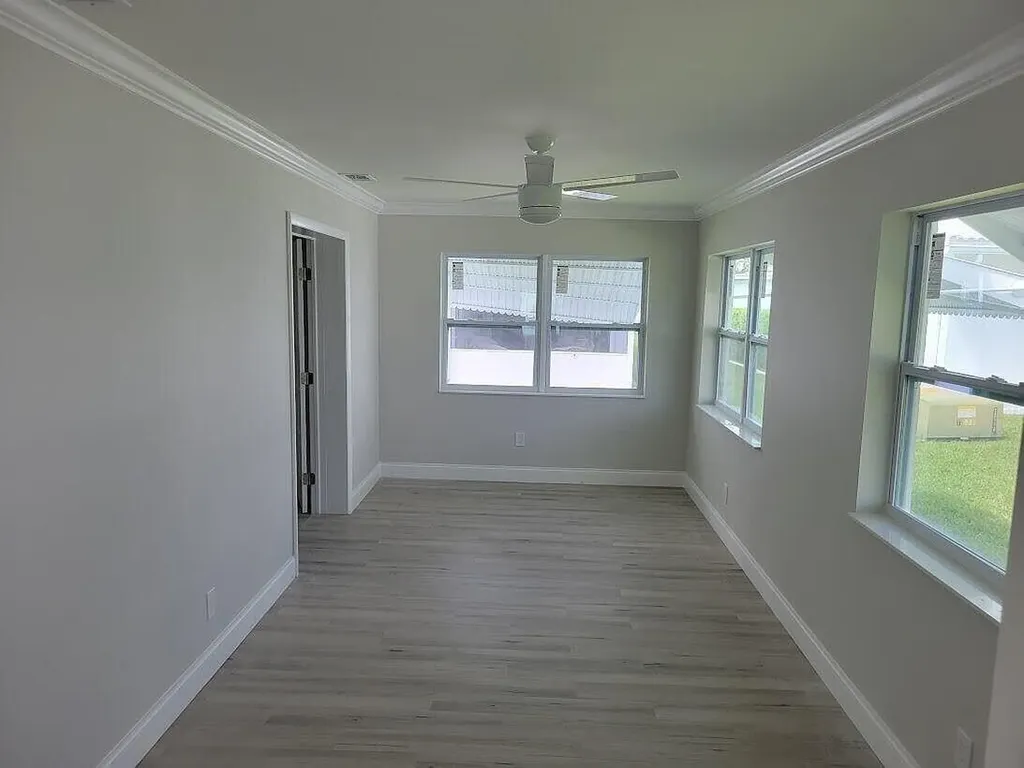 1915 SW 17th Avenue SW Boynton Beach FL 33426