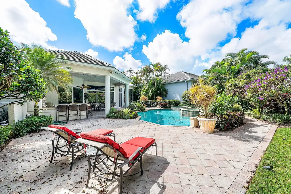 114 Vintage Isle Lane Palm Beach Gardens FL 33418