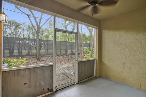 752 SW 122nd Terrace Pembroke Pines FL 33025
