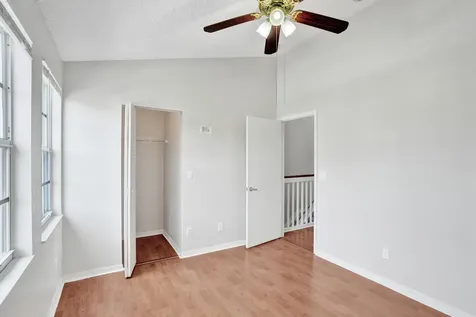 752 SW 122nd Terrace Pembroke Pines FL 33025