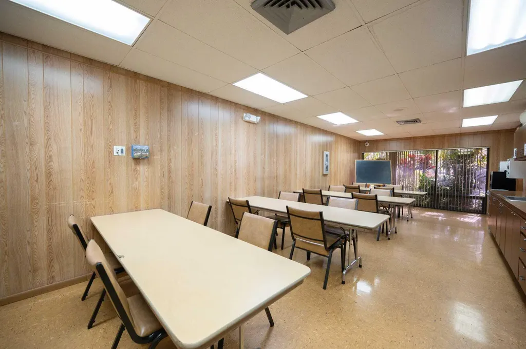 8861 Sunrise Lakes Boulevard Sunrise FL 33322