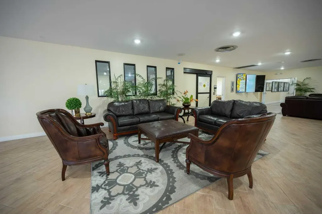 8861 Sunrise Lakes Boulevard Sunrise FL 33322