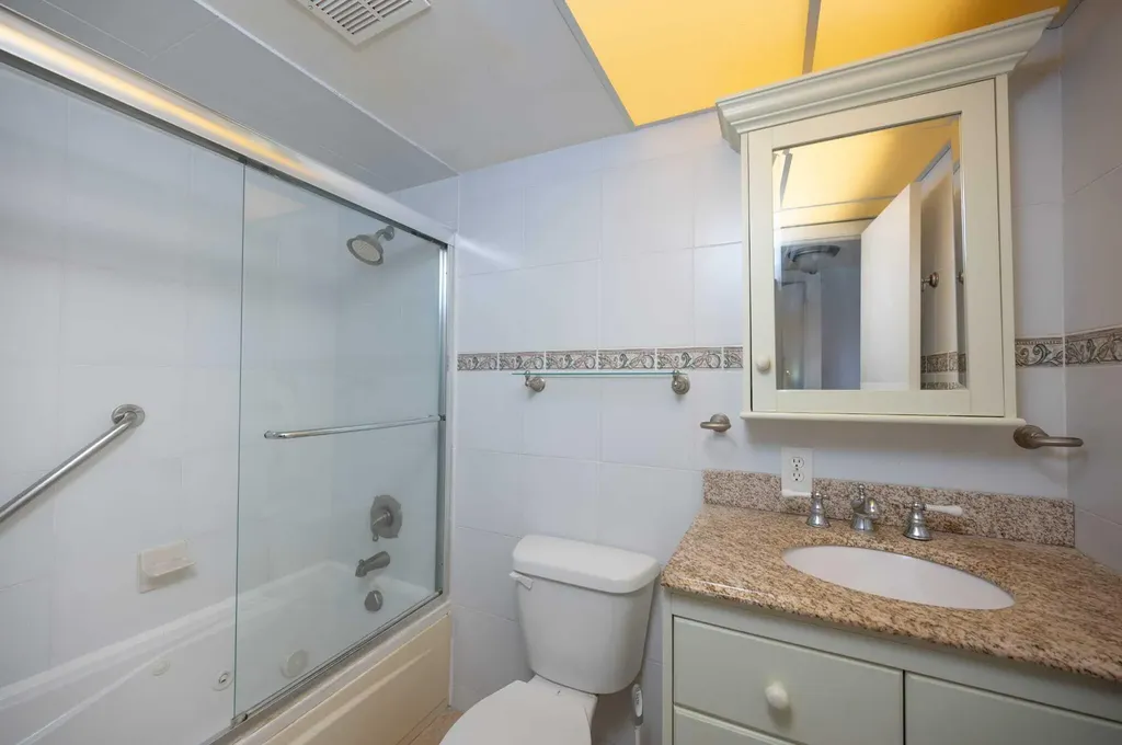 8861 Sunrise Lakes Boulevard Sunrise FL 33322