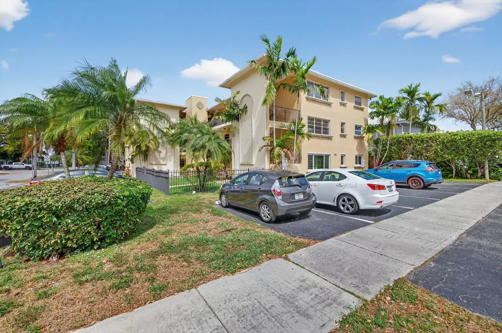 901 NE 3rd Street Fort Lauderdale FL 33301