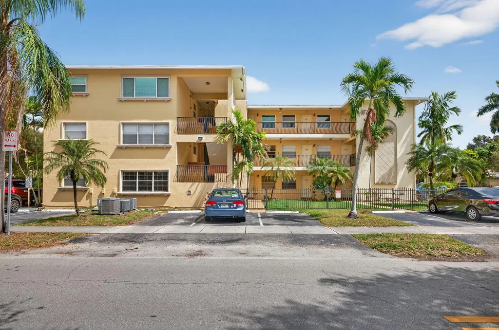901 NE 3rd Street Fort Lauderdale FL 33301