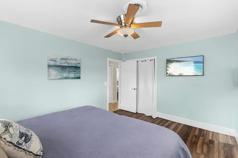 5581 SW 13th Street Plantation FL 33317