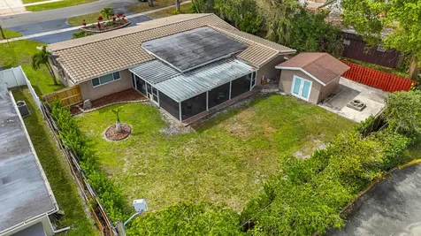 5581 SW 13th Street Plantation FL 33317