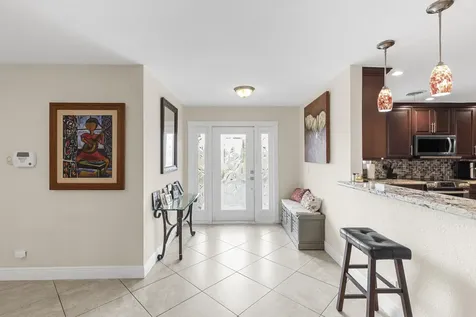 5581 SW 13th Street Plantation FL 33317