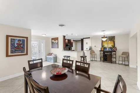 5581 SW 13th Street Plantation FL 33317