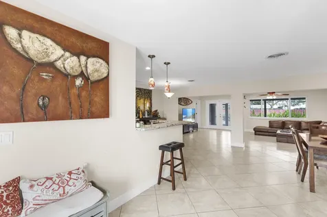 5581 SW 13th Street Plantation FL 33317