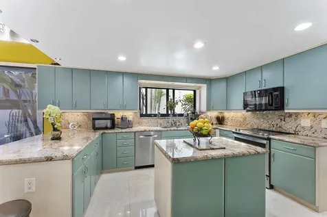 6534 Via Rosa Boca Raton FL 33433
