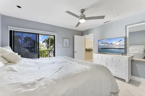 6534 Via Rosa Boca Raton FL 33433