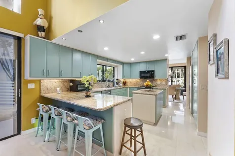 6534 Via Rosa Boca Raton FL 33433