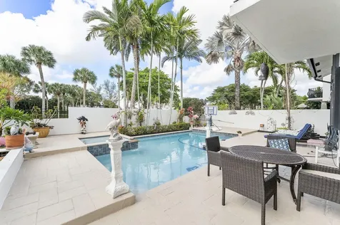 6534 Via Rosa Boca Raton FL 33433