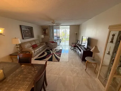 1024 SE 5th Avenue Dania Beach FL 33004