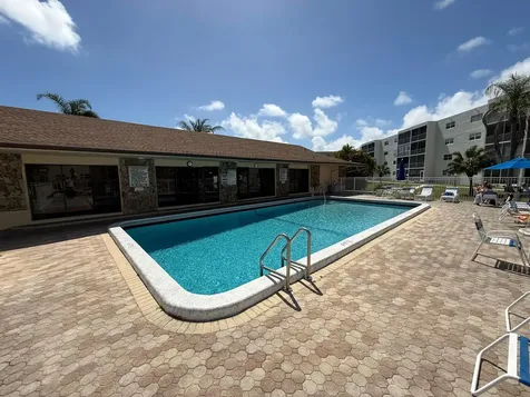 1024 SE 5th Avenue Dania Beach FL 33004
