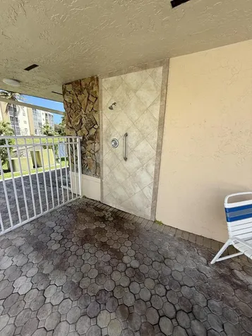 1024 SE 5th Avenue Dania Beach FL 33004