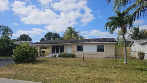 2771 SW 3rd Street Fort Lauderdale FL 33312