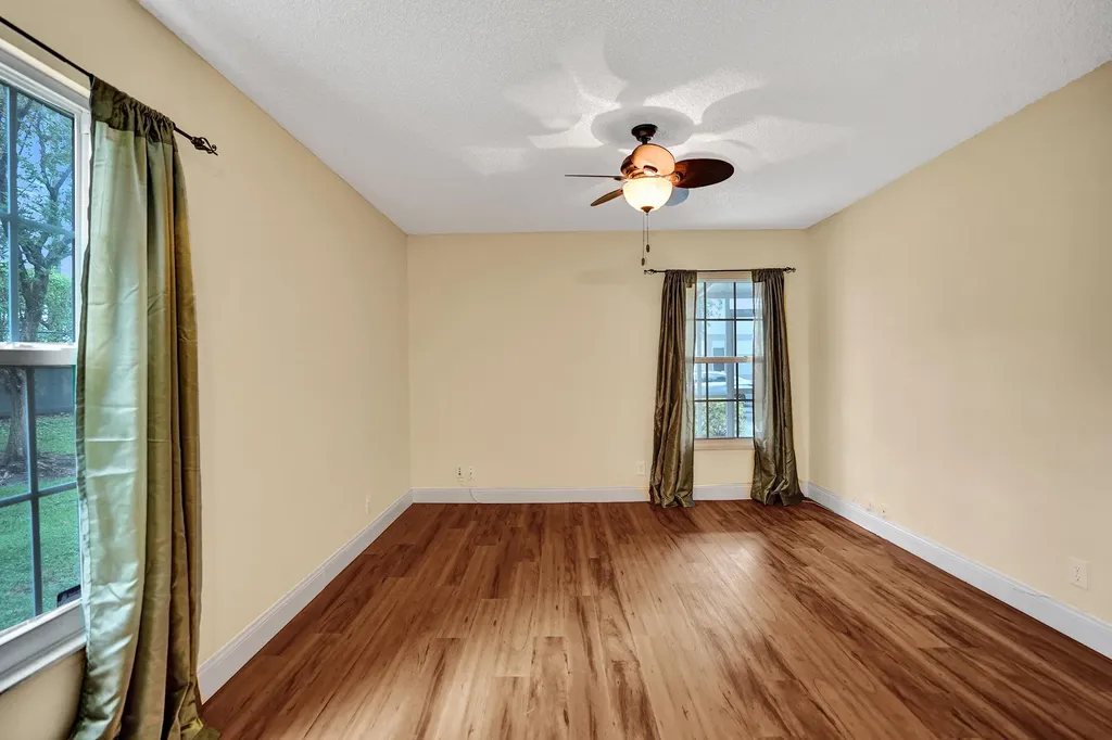 9005 Flynn Circle Boca Raton FL 33496