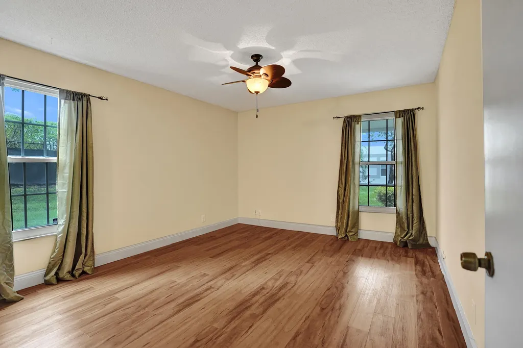 9005 Flynn Circle Boca Raton FL 33496