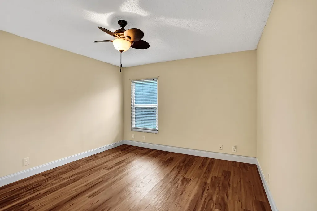 9005 Flynn Circle Boca Raton FL 33496