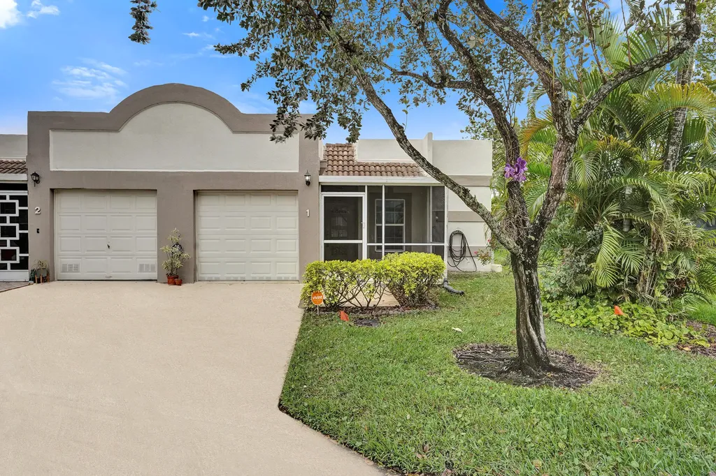 9005 Flynn Circle Boca Raton FL 33496