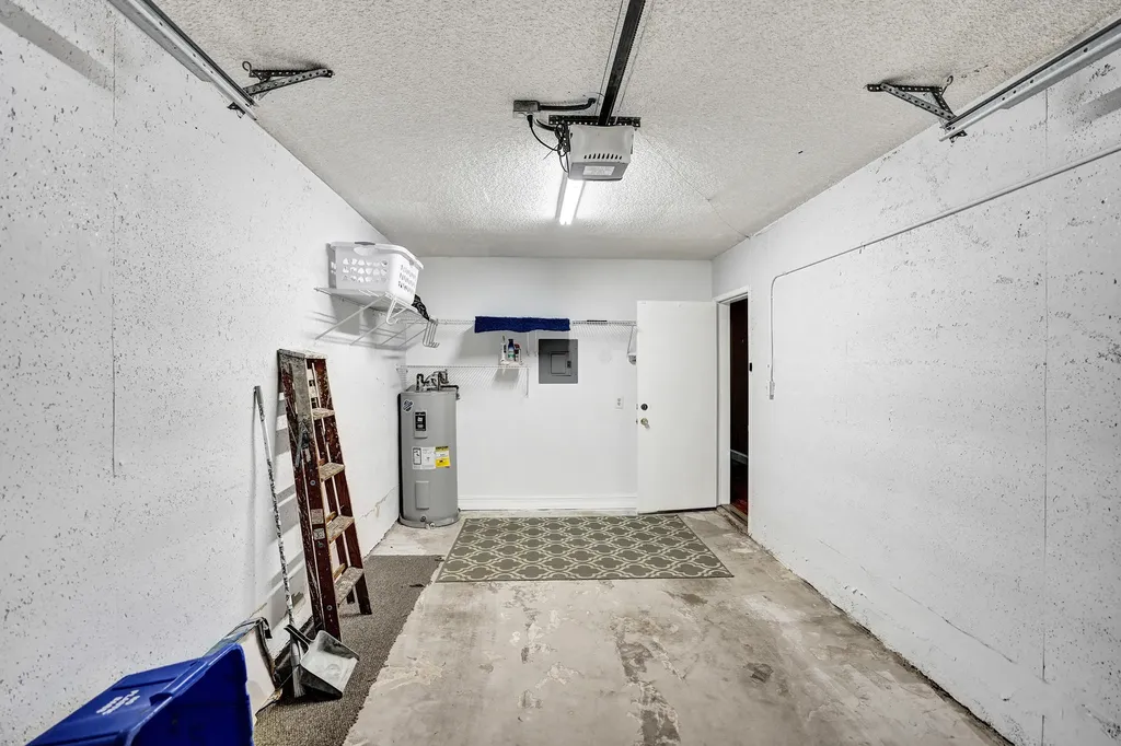 9005 Flynn Circle Boca Raton FL 33496