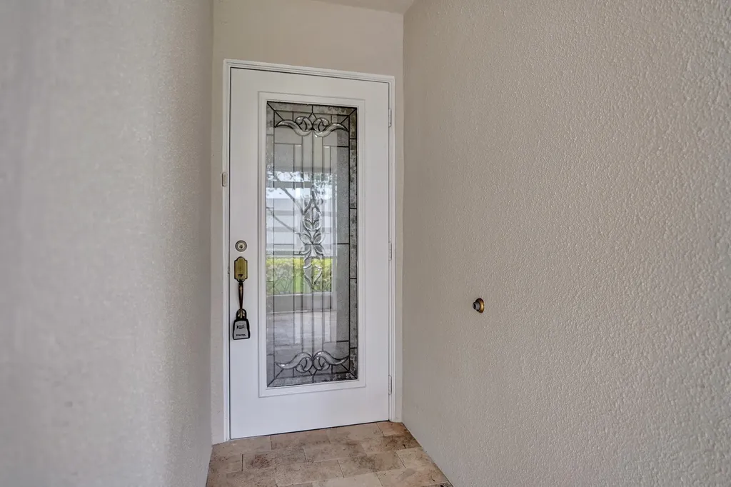 9005 Flynn Circle Boca Raton FL 33496