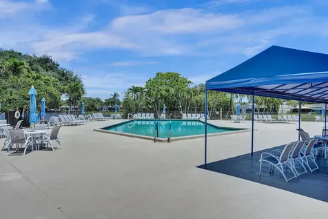 9005 Flynn Circle Boca Raton FL 33496