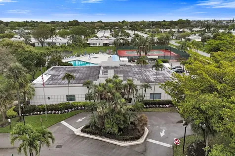 9005 Flynn Circle Boca Raton FL 33496