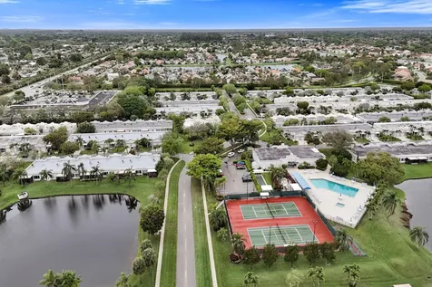 9005 Flynn Circle Boca Raton FL 33496