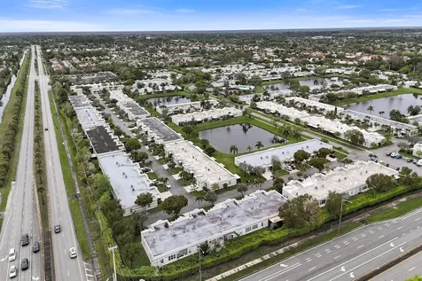 9005 Flynn Circle Boca Raton FL 33496
