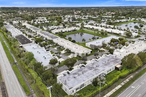 9005 Flynn Circle Boca Raton FL 33496