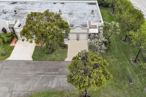 9005 Flynn Circle Boca Raton FL 33496