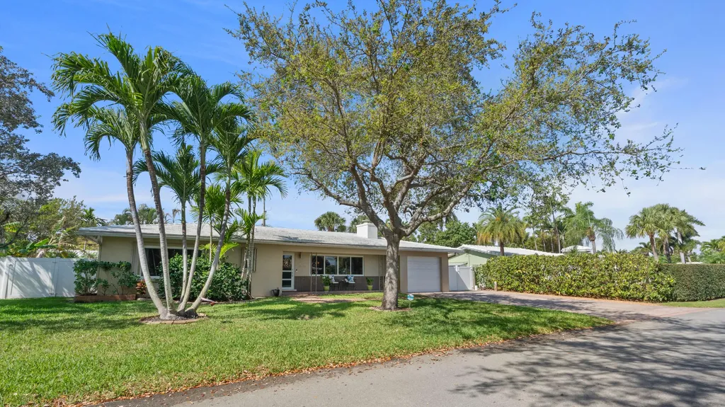 2549 NE 27th Avenue Fort Lauderdale FL 33305