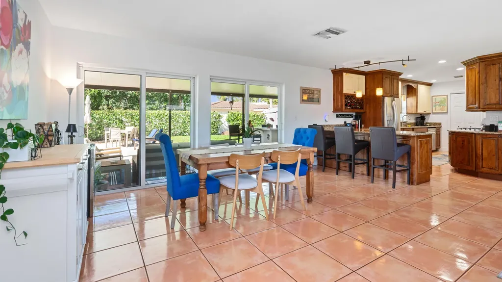 2549 NE 27th Avenue Fort Lauderdale FL 33305