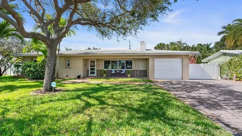 2549 NE 27th Avenue Fort Lauderdale FL 33305