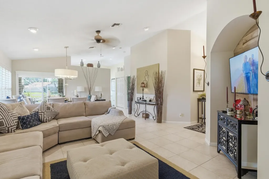 7164 Foxworth Court Boynton Beach FL 33437