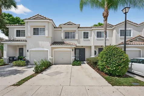 5927 NW 47th Way Coconut Creek FL 33073