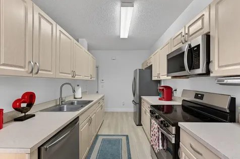 5927 NW 47th Way Coconut Creek FL 33073