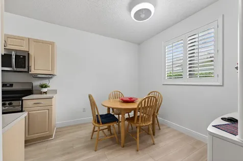 5927 NW 47th Way Coconut Creek FL 33073