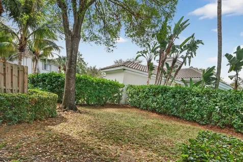 5927 NW 47th Way Coconut Creek FL 33073