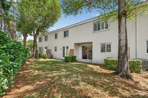 5927 NW 47th Way Coconut Creek FL 33073