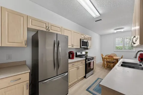 5927 NW 47th Way Coconut Creek FL 33073