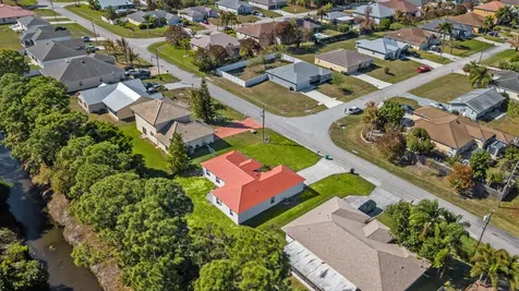 1750 SW Buttercup Avenue Port St Lucie FL 34953