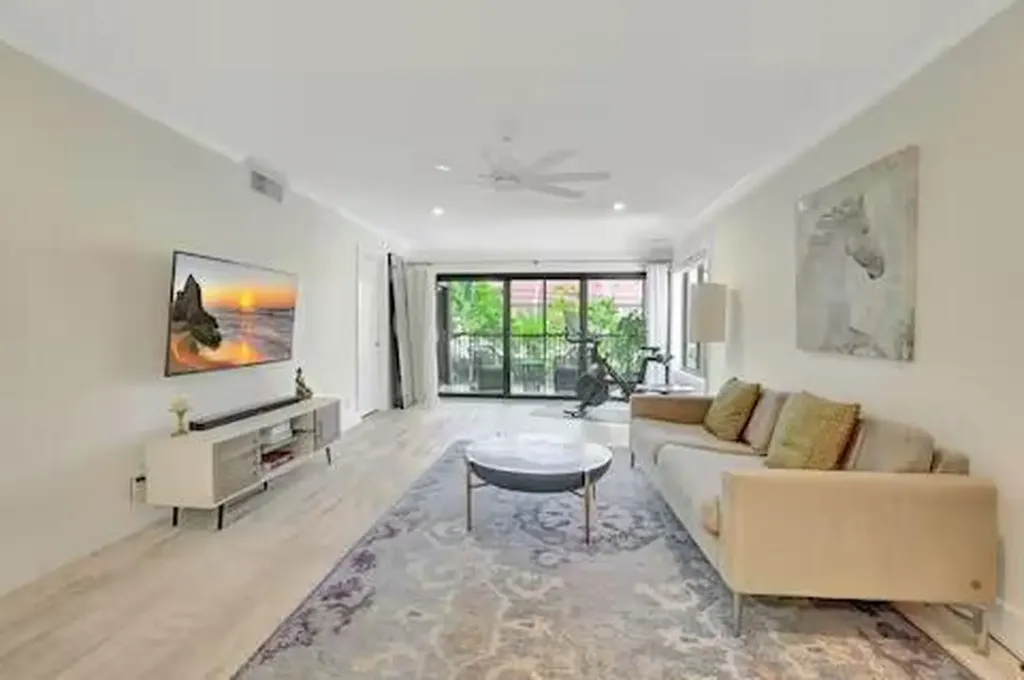 935 Sweetwater Lane Boca Raton FL 33431